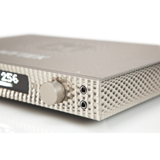 Mytek The New Manhattan DAC Headphone preamplifier
